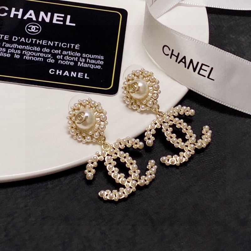 Ch**el earrings